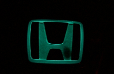 Honda emblem lights up #2
